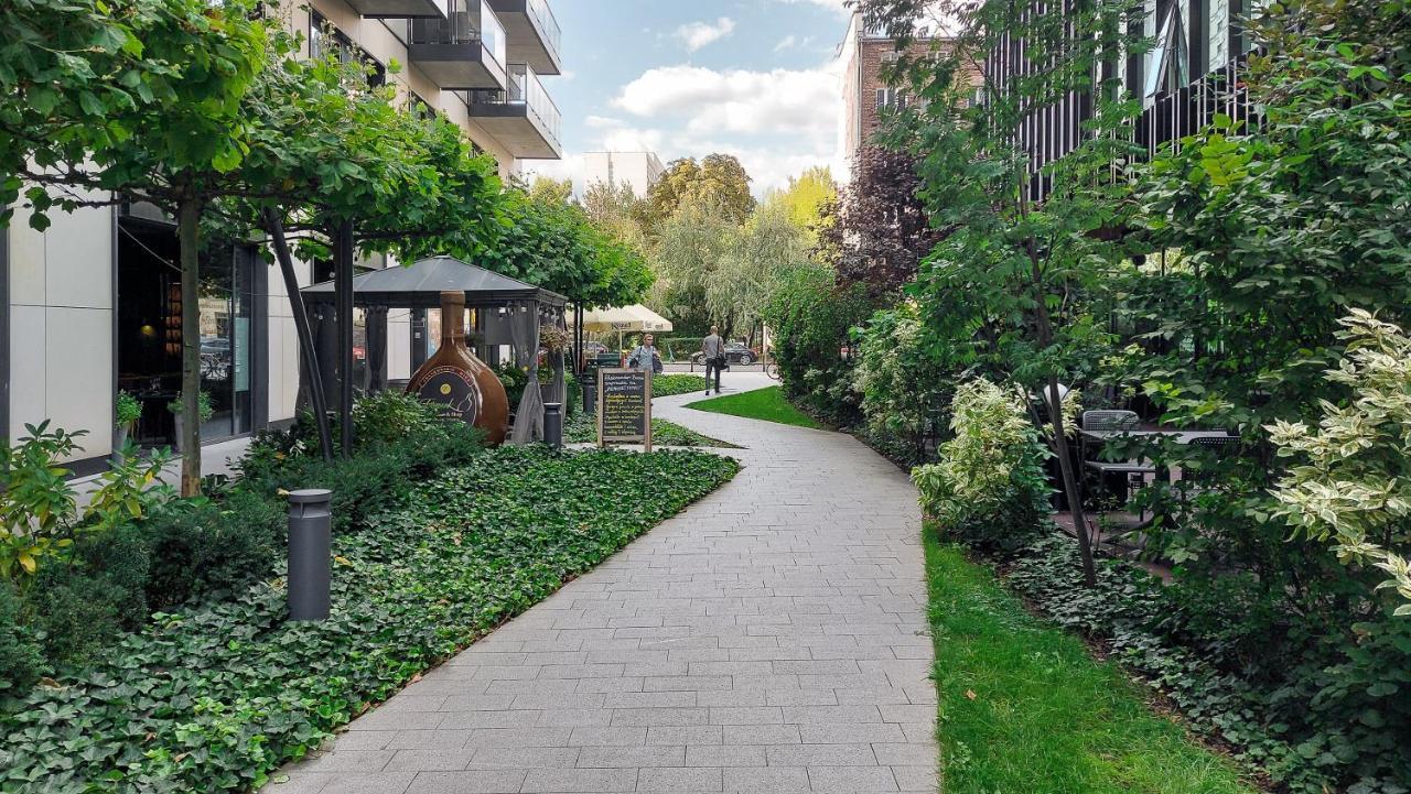 Luxury Apartments On Grzybowska Street In Varsó Kültér fotó